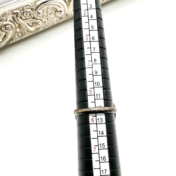 Vintage Navajo Signed Silver Turquoise Ring - Picture 10 of 14